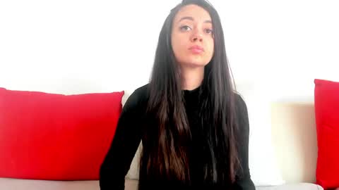 cute_angel95 online show from May 6, 8:29 am