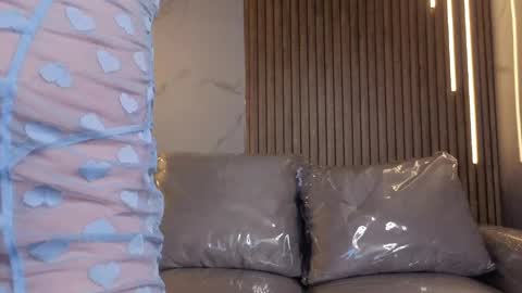 cute_angel_1 online show from May 16, 4:04 am