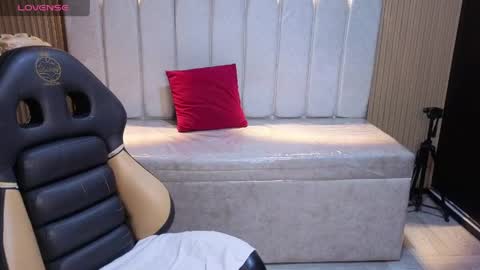 cute_angel_1 online show from May 5, 3:31 am