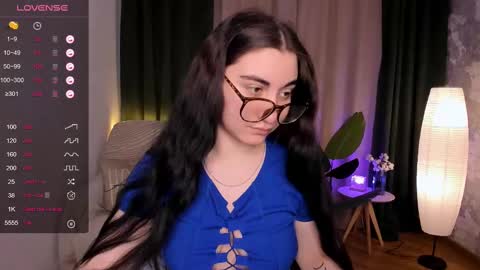 Snapshot of cute_chus chatting on February 15, 2:04 am Hanna online show from February 15, 2:04 am