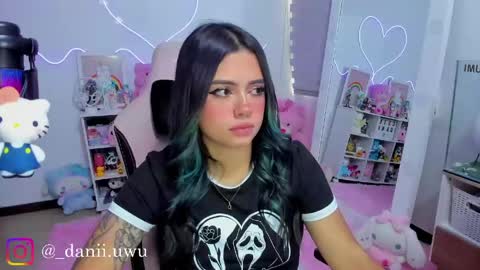 Dani  online show from May 12, 3:19 pm