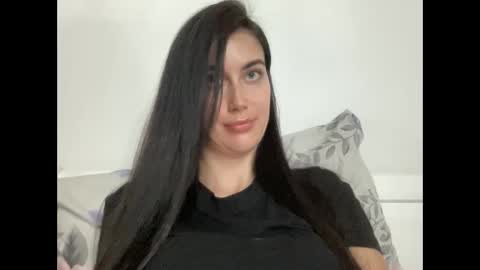 cute_kriss94 online show from May 22, 7:01 pm