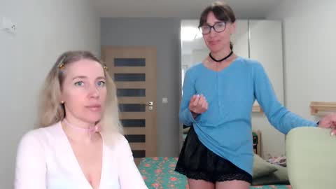 cute_lion_ online show from May 17, 12:48 pm