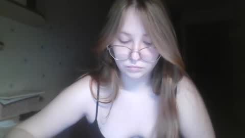 Veronica online show from December 21, 10:30 pm