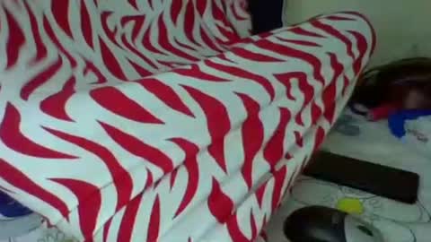 Snapshot of cute_sassy3 chatting on October 20, 4:59 am love online show from October 20, 4:59 am