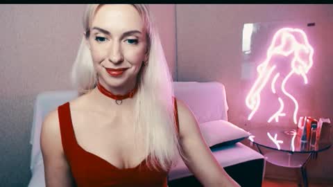 cute_smile_shy online show from October 30, 8:21 pm