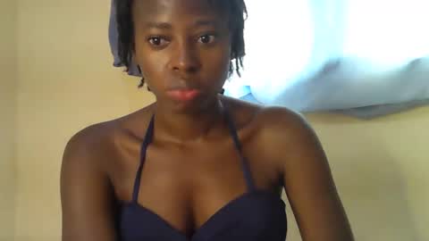 cute_sonny online show from May 19, 5:25 am