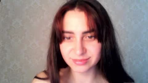 cute_strawberry_ online show from November 4, 8:52 am