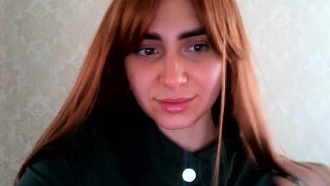 cute_strawberry_ online show from November 13, 11:09 am