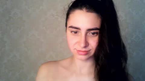 cute_strawberry_ online show from October 27, 9:16 am