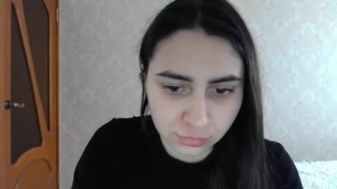cute_strawberry_ online show from February 24, 7:42 am
