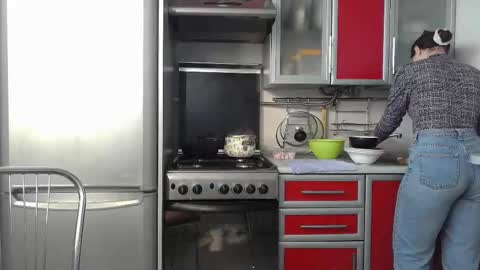cute_strawberry_ online show from February 13, 6:41 am