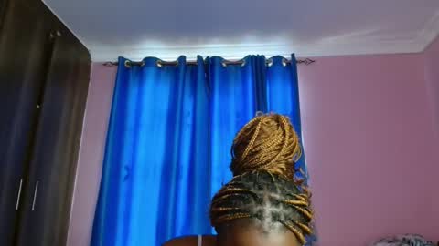 cutebuu online show from November 20, 8:37 am