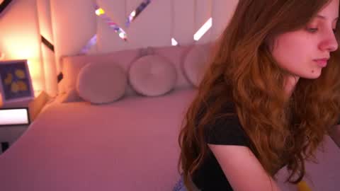 Foxy online show from May 11, 4:04 pm