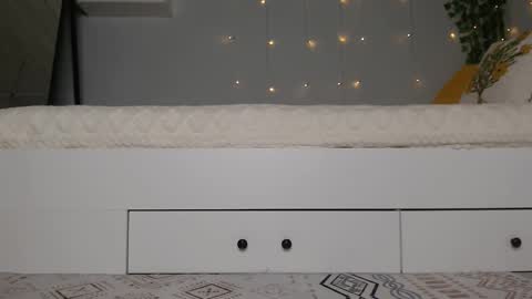 Anna online show from March 25, 11:46 am