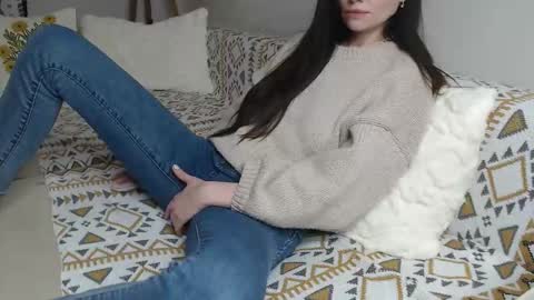 Anna online show from April 5, 11:31 am