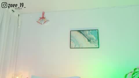 Zoe  online show from March 28, 8:36 am