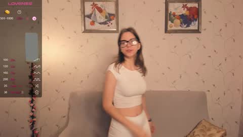 Melisa online show from November 11, 8:17 pm