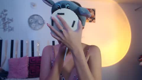 haome online show from February 3, 8:12 pm