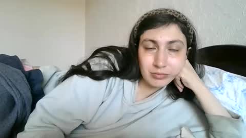 cutekattie online show from May 6, 4:49 am