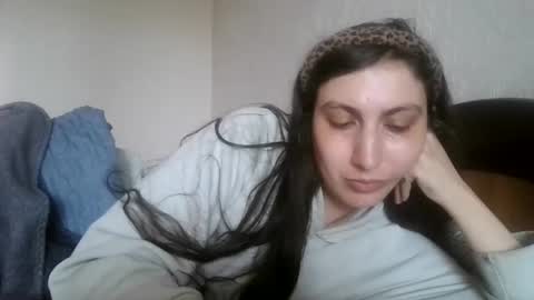 cutekattie online show from May 9, 8:27 am