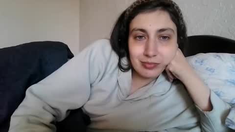 cutekattie online show from May 3, 4:27 am
