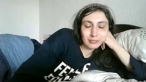 cutekattie online show from May 17, 11:42 am
