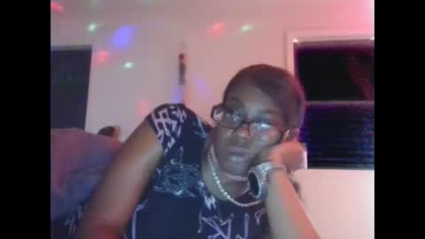 mary mack online show from November 20, 8:10 pm