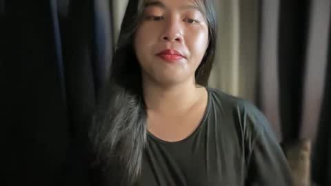 cute online show from May 13, 1:55 am