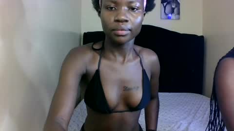 cutey_mara online show from July 7, 4:48 am