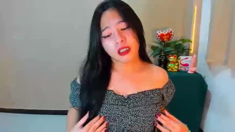 cutie_asianwoman online show from October 3, 8:52 am