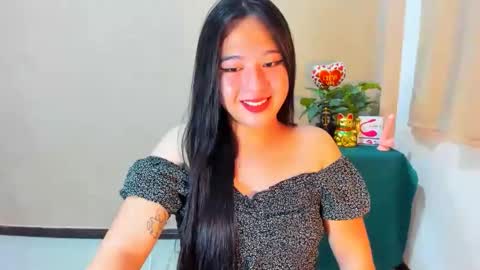 cutie_asianwoman online show from October 2, 8:30 am