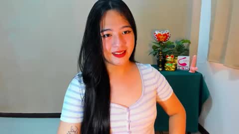 cutie_asianwoman online show from September 24, 6:56 am