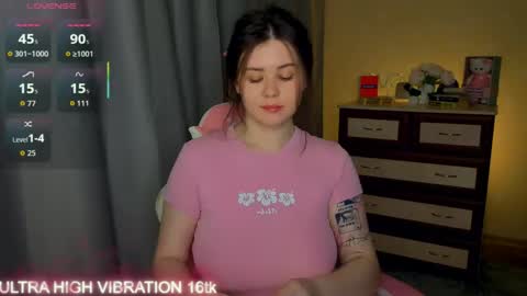 mili online show from May 25, 2:49 pm