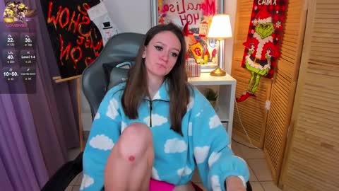 Snapshot of cutie_naughty_girl chatting on December 16, 8:20 am Kate online show from December 16, 8:20 am