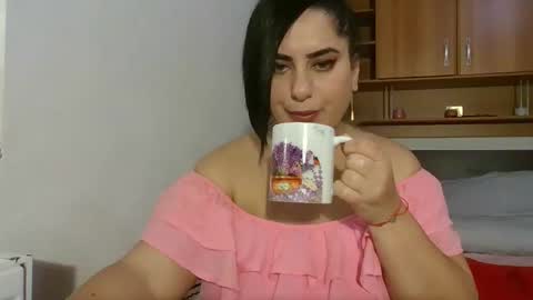 Snapshot of cutieammy chatting on October 13, 7:38 pm Ami online show from October 13, 7:38 pm