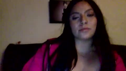 Snapshot of cutiebebee21 chatting on February 22, 10:51 am cutiebebee21 online show from February 22, 10:51 am