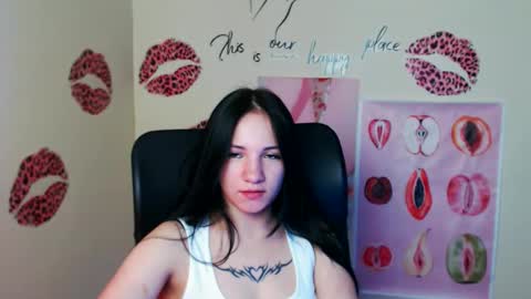 Emma online show from May 26, 6:18 pm