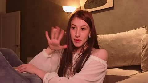 cutieleyla online show from May 15, 10:45 pm