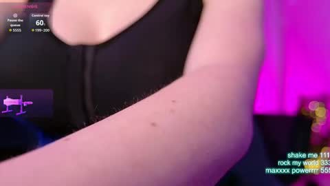 cutiepie69__ online show from March 22, 8:26 pm