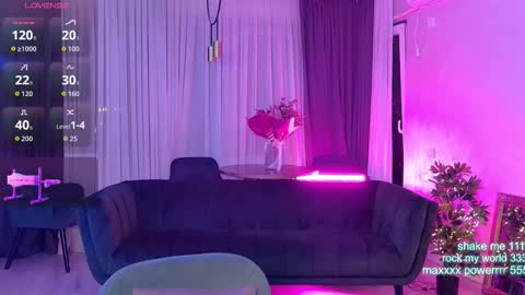 cutiepie69__ online show from January 12, 9:20 pm