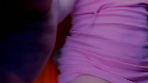 CutieSue online show from May 8, 7:00 am