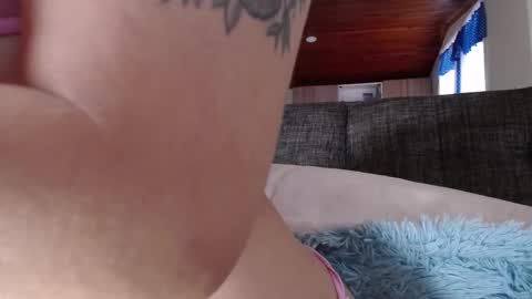 Snapshot of cuty_sexy_hotxx chatting on September 21, 11:20 am LIZETH online show from September 21, 11:20 am