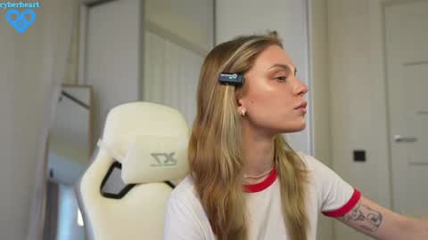 EMILY online show from February 7, 2:15 pm