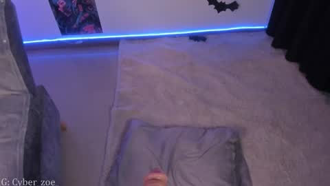  cyber zoe   online show from November 10, 5:30 pm