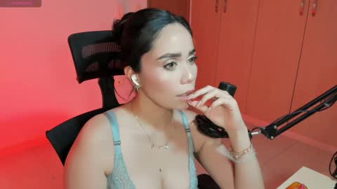 cyborgmuse online show from October 25, 7:27 am