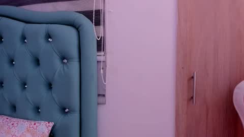 darling online show from December 17, 8:29 am