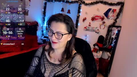 Snapshot of d_martii chatting on January 4, 12:16 pm Mia online show from January 4, 12:16 pm