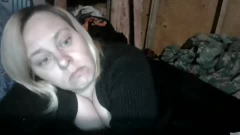 daddysg1rl123 online show from July 8, 1:02 pm