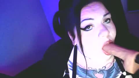 Snapshot of daddyslilcumslxt chatting on October 25, 3:25 am daddyslilcumslxt online show from October 25, 3:25 am